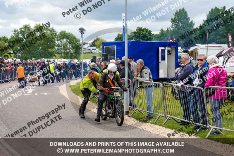 Vintage motorcycle club;eventdigitalimages;no limits trackdays;peter wileman photography;vintage motocycles;vmcc banbury run photographs